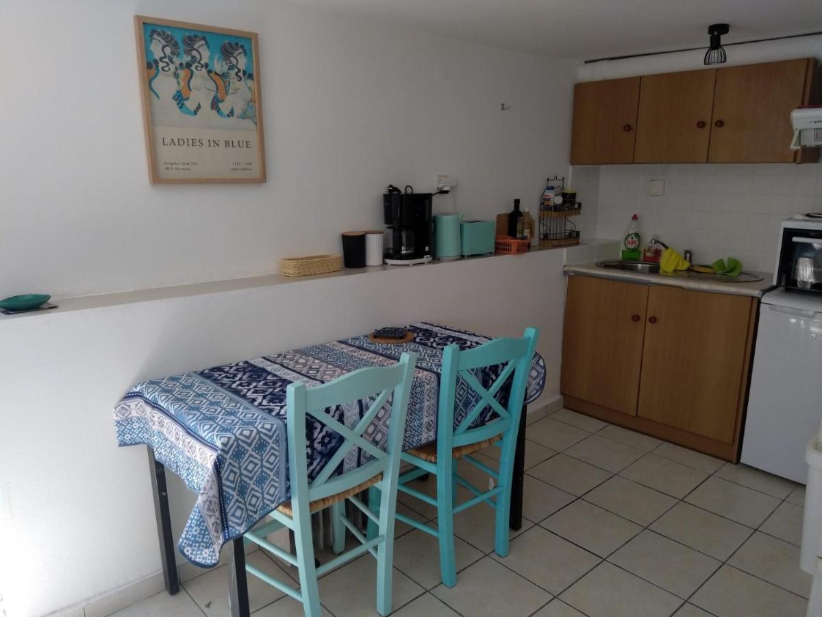 Artemis Ermoupoli Centre Appartement Pour Petit Budget Backpackers Exterior photo